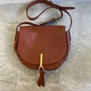 NWOT Vera Bradley Brown Carson Saddle Bag